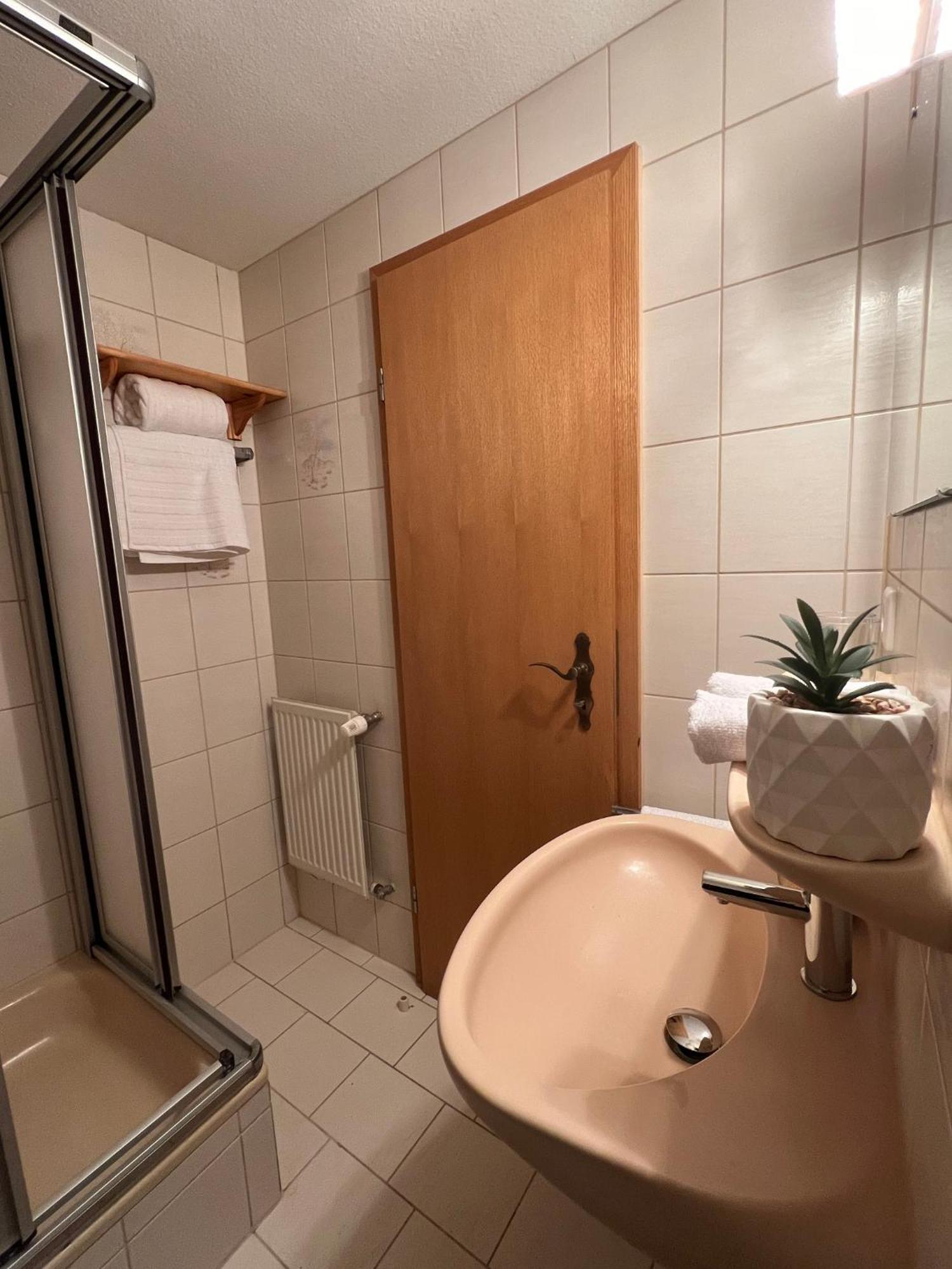 Haus Zum Guten Hirten Steinsfeld Exteriör bild
